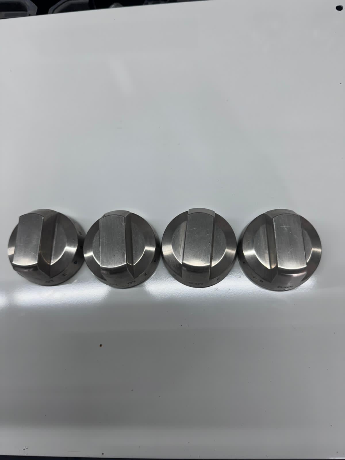Samsung Range Dual Surface Element Knob DG94-01300B PACK OF 4 Samsung Range Dual Surface Element Knob DG94-01300B PACK OF 4